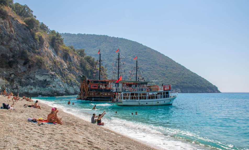 Krorëza Beach, Albania